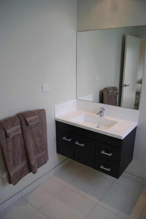 Waihi Beach Getaway-Studio, Ensuite & Private Deck Luaran gambar